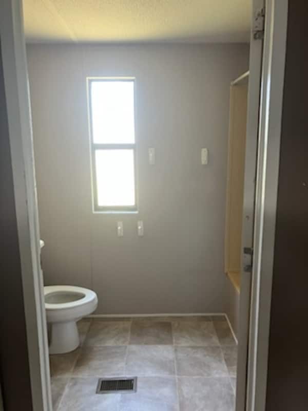 Photo - 108 Kirk Dr