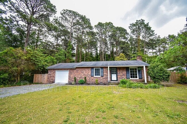 Building Photo - 1355 N Rdg St Rental