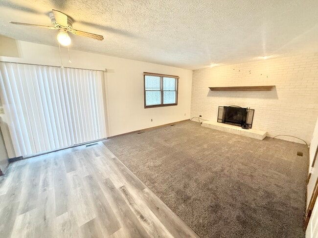 Photo - 5945 Frank Ave NW