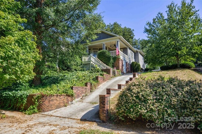 Photo - 909 Woodruff Pl Casa