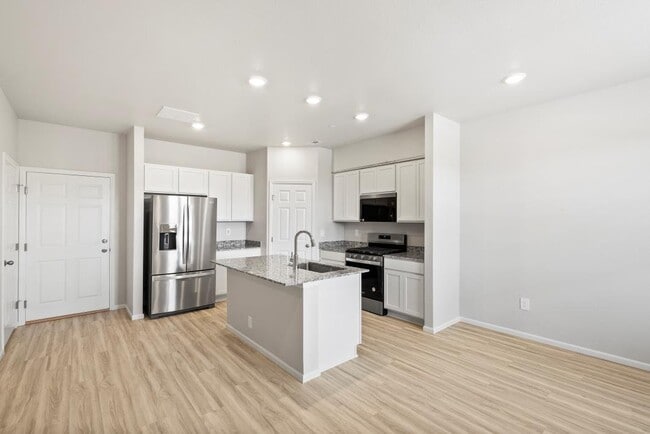 Photo - 1616 Riverplace Dr