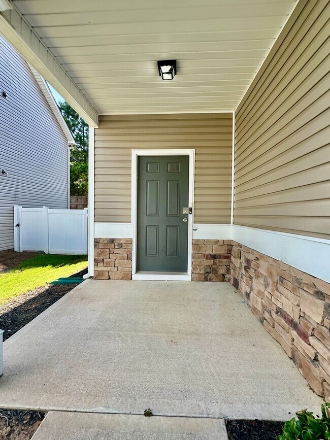 Photo - Hiram Rental- Gated Community