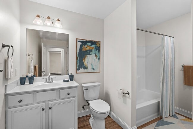 Photo - Carrier Woods Apartments