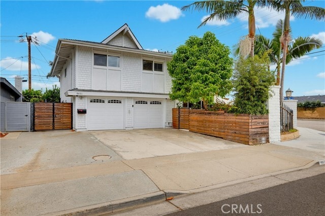 9471 Mokihana Dr