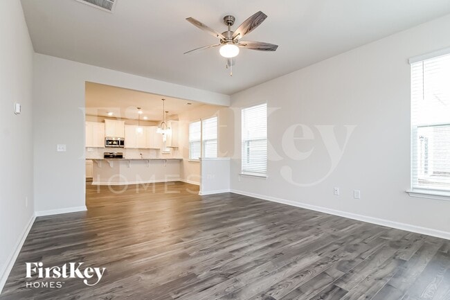 Photo - 602 Goldburn Wy