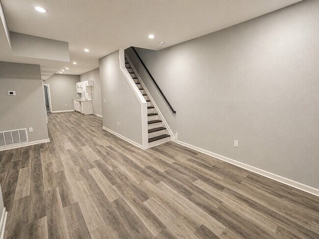 Photo - 3041 W Berks St
