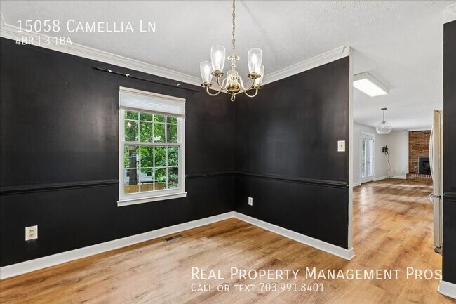 Photo - 15058 Camellia Ln