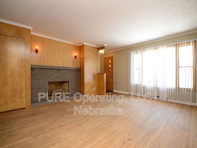 Photo - 5156 Pierce St