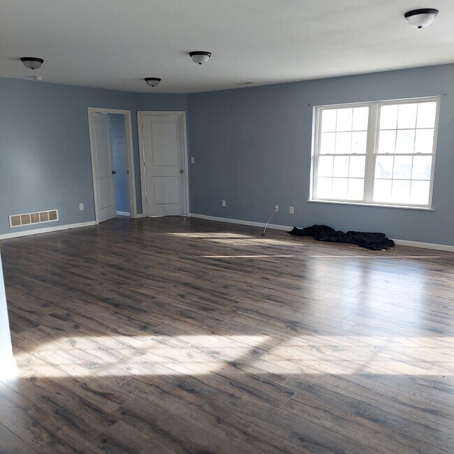 Photo - 605 Harrison Ave