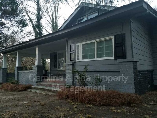 Building Photo - 1015 Fallston Rd