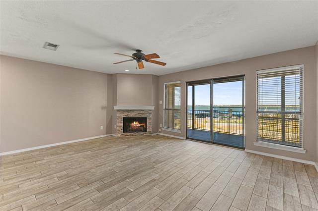 Photo - 271 Henry Chandler Dr