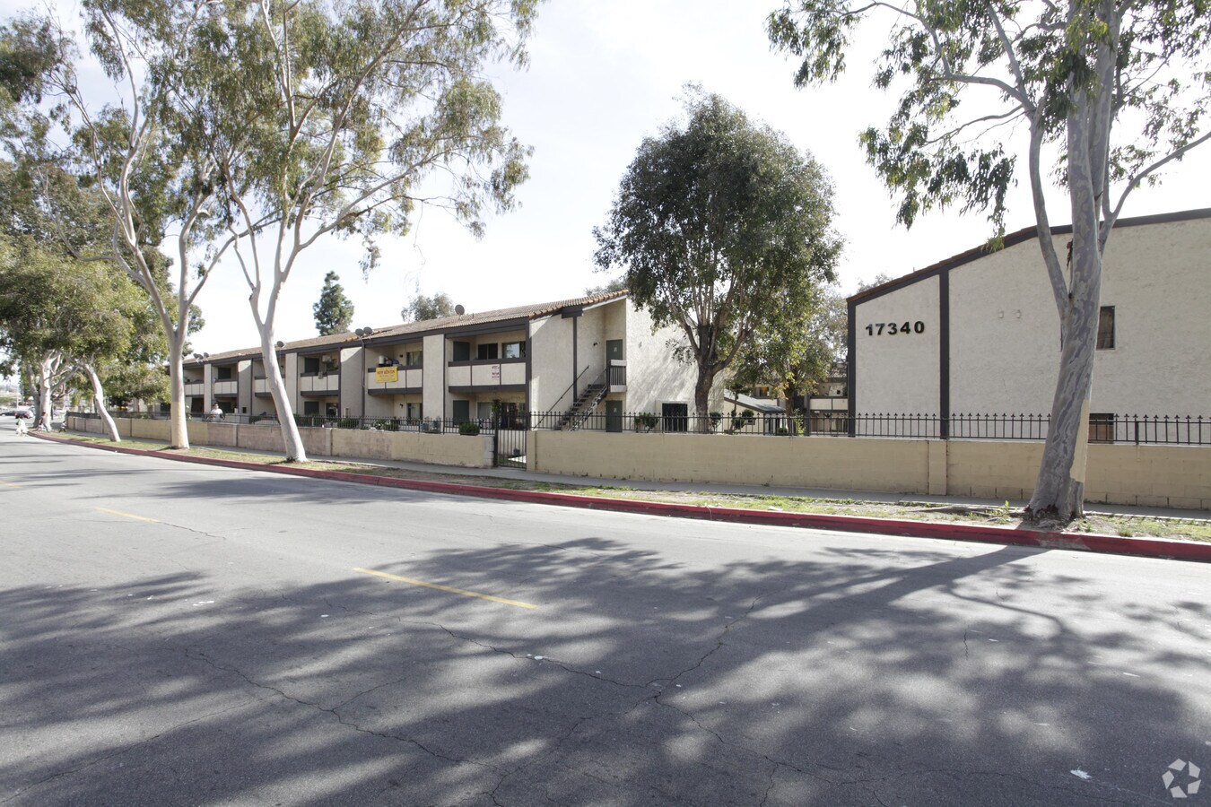 La Puente Villas - 17340 Main St Apartments