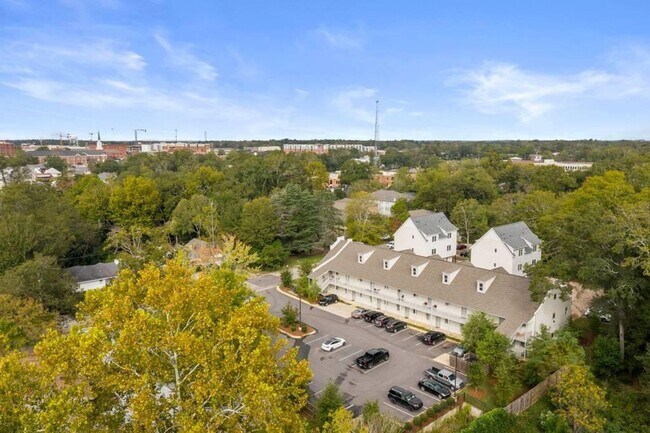 Photo - 149 Debardeleben Unit 204