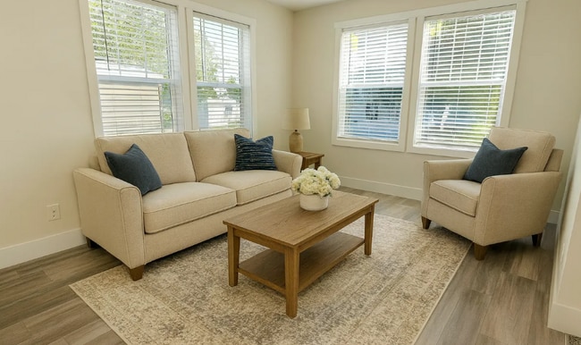 Photo - 17038 Coventry Ln