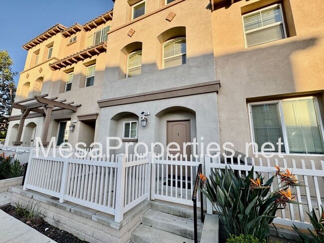 Building Photo - 340 N Fenimore Ave