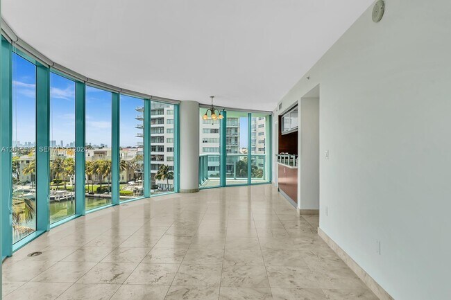 Photo - 6000 Indian Creek Dr Unit 6A