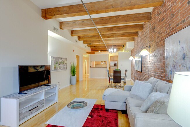 Photo - NORTH END 2 BED 2 BATH!!!