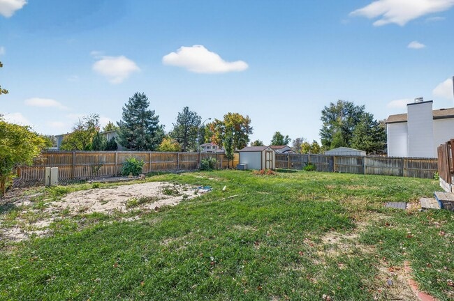 Photo - For Rent: Charming 4-Bedroom Tri-Level in ...