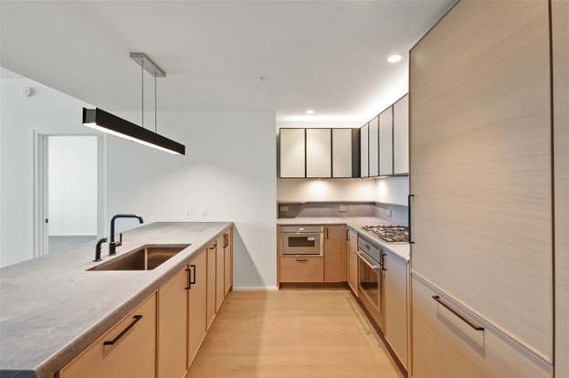 Photo - 1425 Hudson St