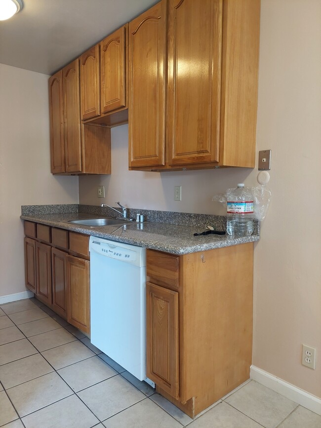 Photo - 1156 Ayala Dr Unit 2