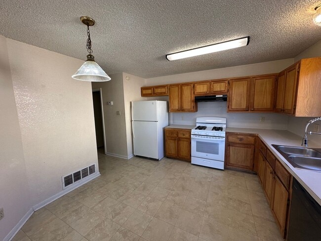 Photo - COMING SOON !