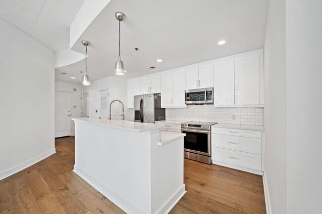 Photo - 44 Peachtree Pl NW Unit 1324