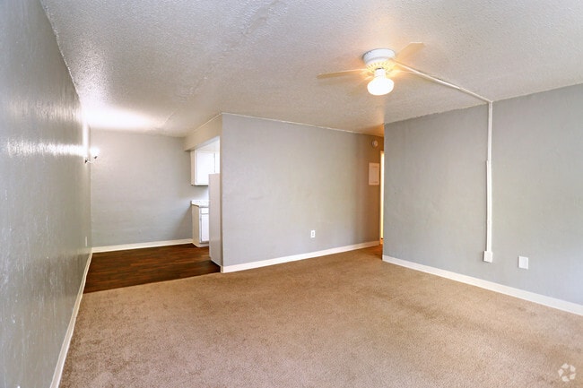 Living Room - Lodge2765