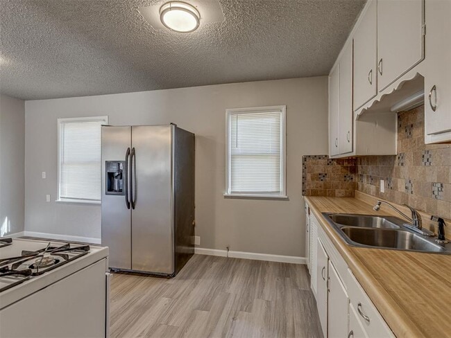 Photo - 1700 Hanna Dr Casa