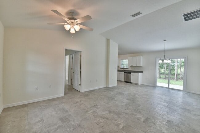 Photo - 6136 NW 47 Pl