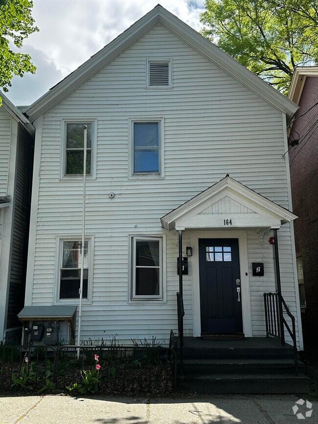 Building Photo - 164 S Champlain St Rental