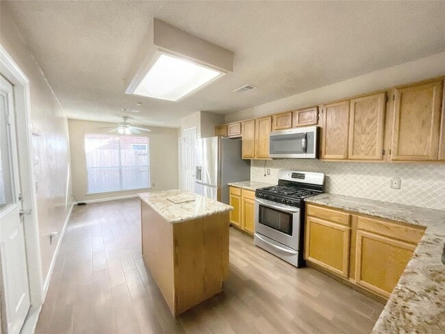 Photo - 18083 Holly Forest Dr