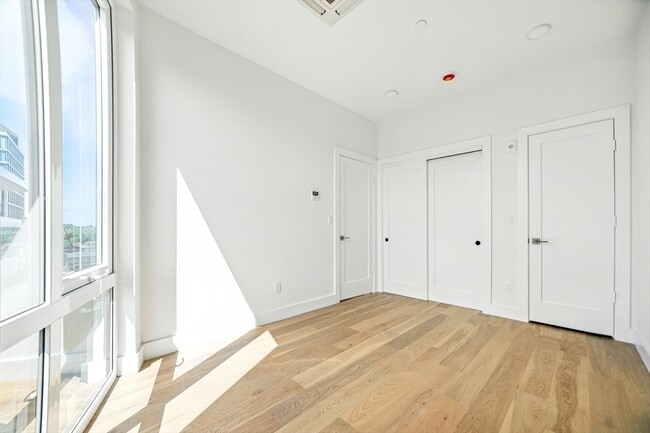 Photo - 38 Hichborn St Unit 203