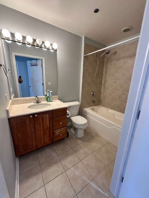 Photo - 1122 W Catalpa Ave Unit 517