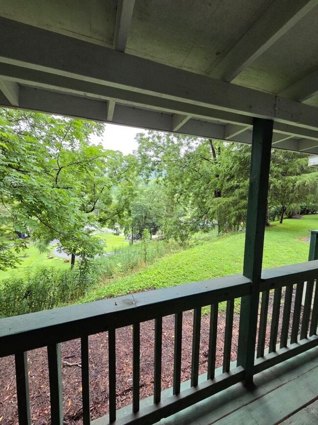 Photo - $1,500 - 2 Bedroom / 1 Bath with Large Covered Deck in Tatham Mountain Park