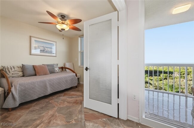 Building Photo - 6585 Nicholas Blvd Unit 703