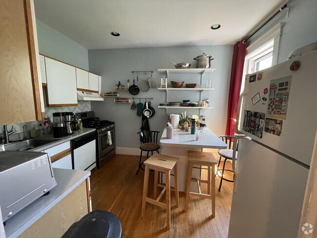 Building Photo - 45 Mason Ter Unit 3 Rental