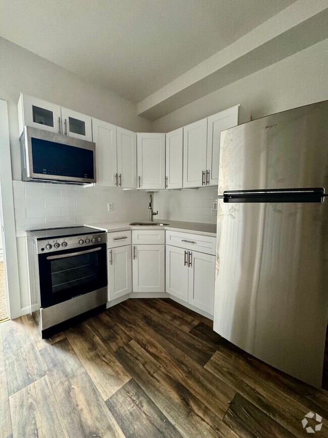 Building Photo - 3414 Frankford Ave Unit 2 Rental