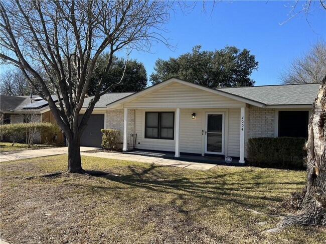 Photo - 7004 Colony Park Dr