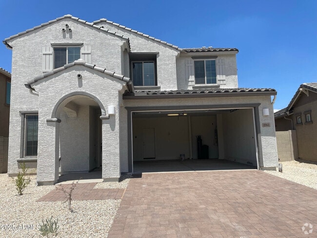 Building Photo - 8960 W San Miguel Ave Rental