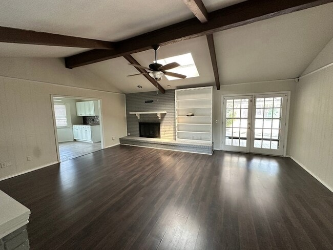 Photo - 502 Spring Willow Dr