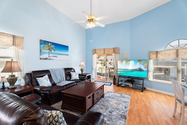 Photo - 1142 Nettles Blvd Unidad SI ID1537524P