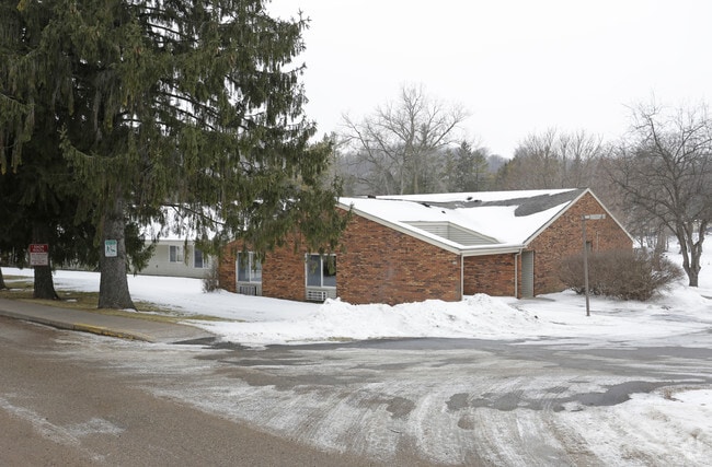 Photo - Brookview Apartments