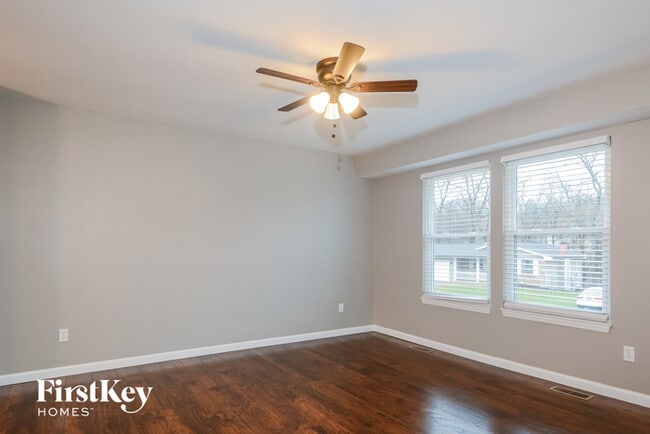 Photo - 22 Oak Forest Dr