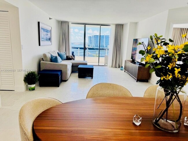 Photo - 19101 NE 36th Pl Unit 904