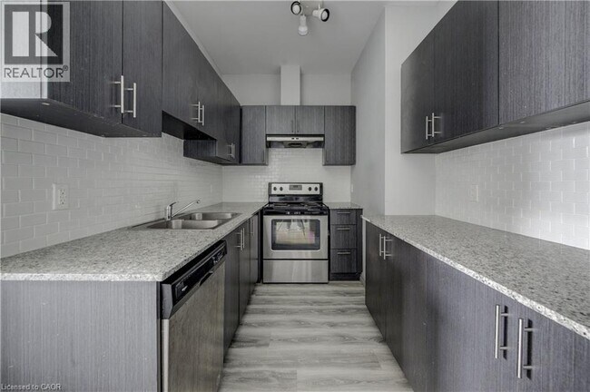 Photo - 275 Larch St Unit G105