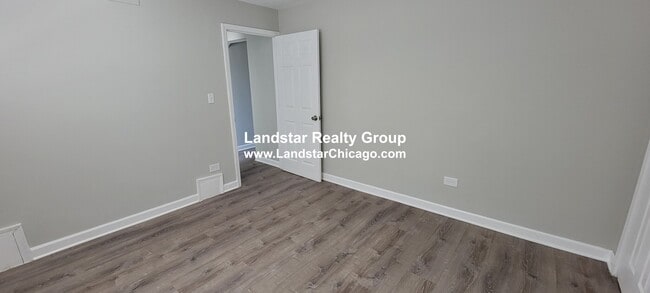 Photo - 1321 W Sherwin Ave Unit GB