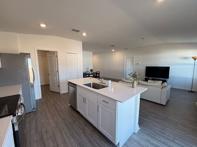 Photo - 4813 NW 11th St