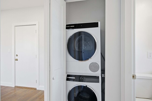 In Unit Laundry - 117 Park Drive