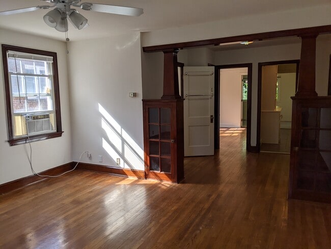 Photo - 2316 40th St NW Unit 3