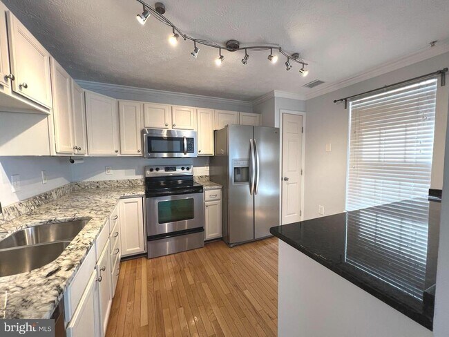 Photo - 689 Winding Stream Way Unit 204